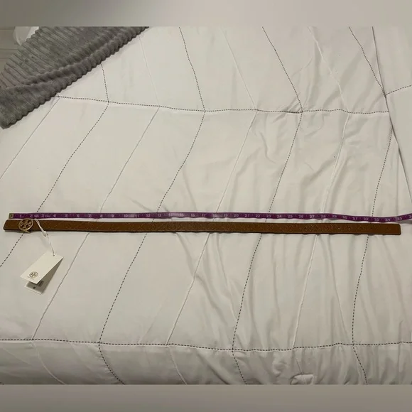 NWT- TORY BURCH- Women's T Monogram Leather Belt - Picture 4 of 6